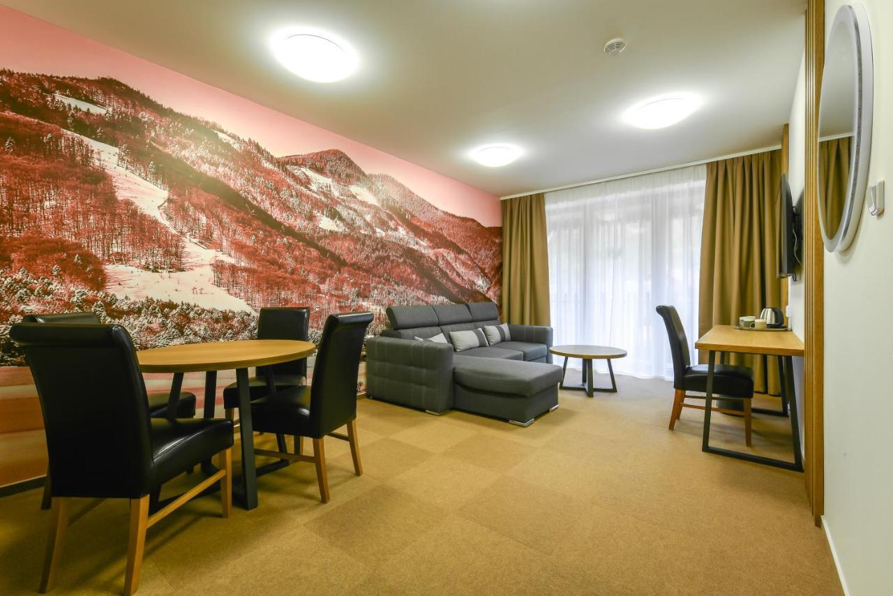 Apartmany Humno Валча Екстер'єр фото